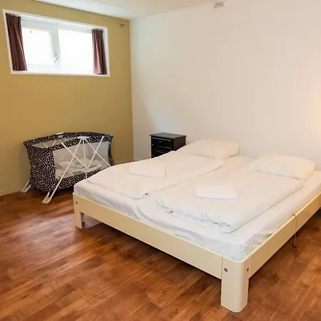 펜션 Grote Vakantiewoning 190m2! Op Ruim- En Groen Perceel *