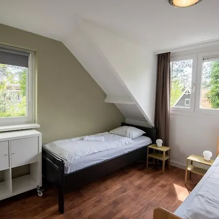 Grote Vakantiewoning 190m2! Op Ruim- En Groen Perceel 펜션