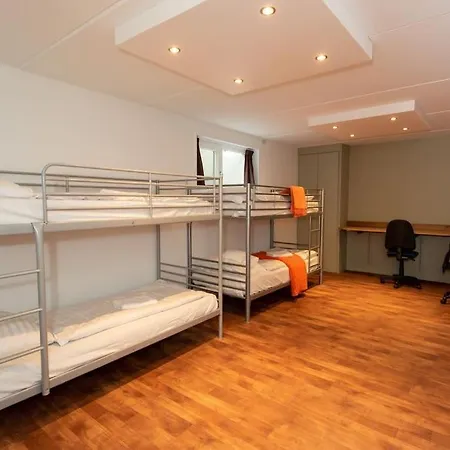 Grote Vakantiewoning 190m2! Op Ruim- En Groen Perceel *